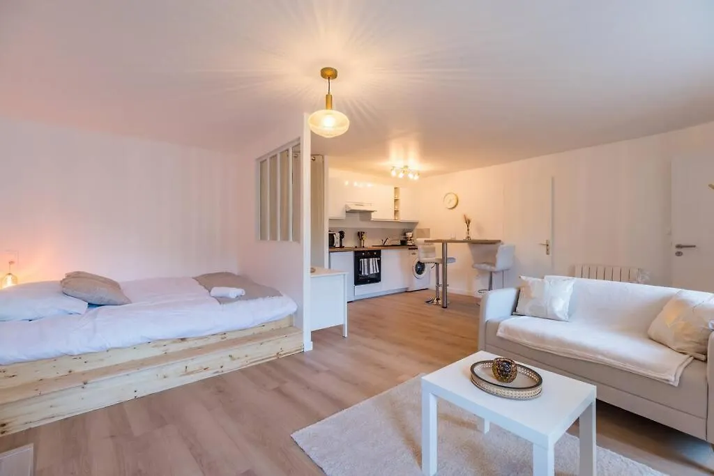 Studio Cosy - Plein Coeur De Lannion Apartment 0*,  France